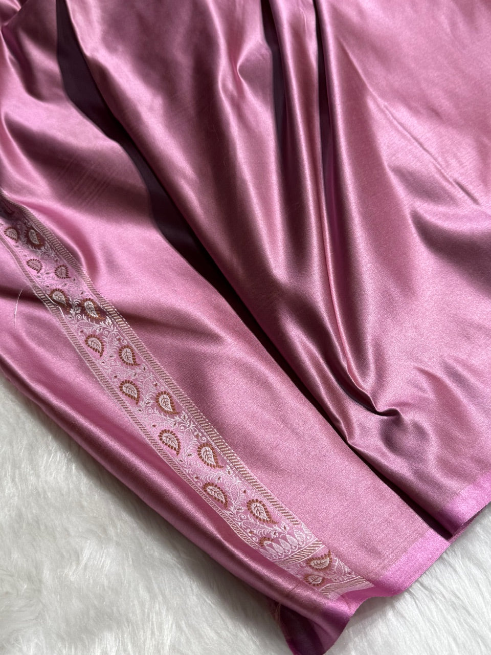 Baby Pink Jamawar Tanchoi Katan Silk Saree SKTM-15