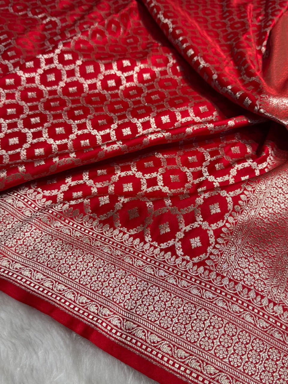 Red Jamawar Tanchoi Jaal Katan Silk Saree SKTM-16