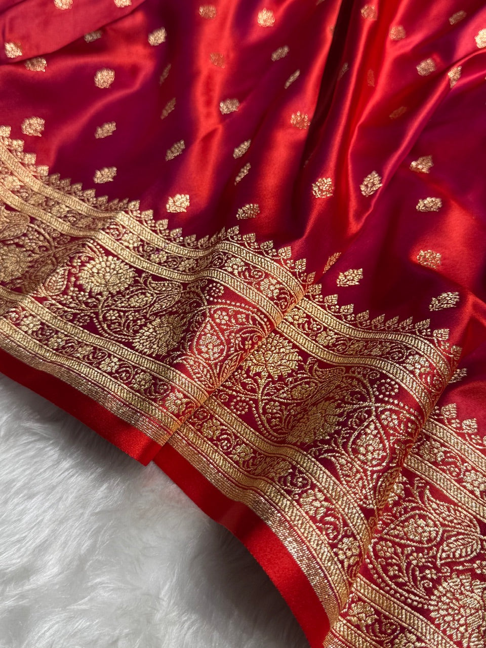 Red Booti Pattern Satin Katan Silk Saree SK53