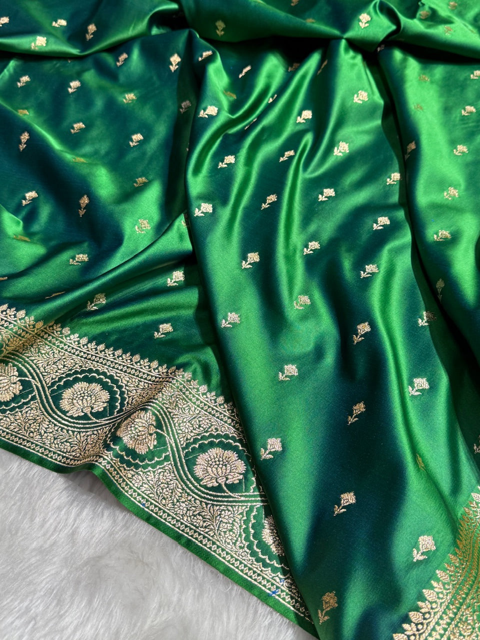 Bottle Green Booti Pattern Satin Katan Silk Saree SK54