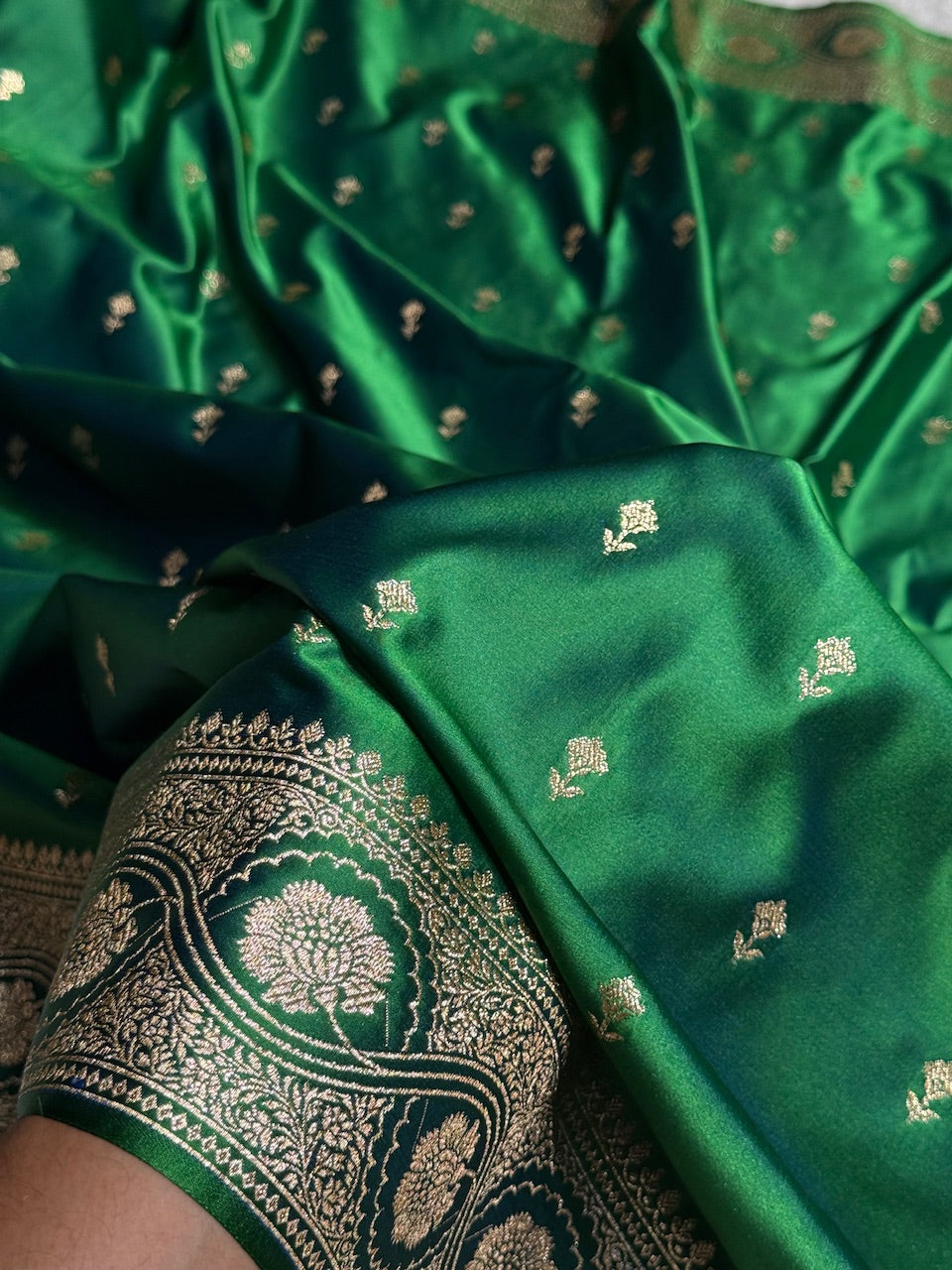 Bottle Green Booti Pattern Satin Katan Silk Saree SK54