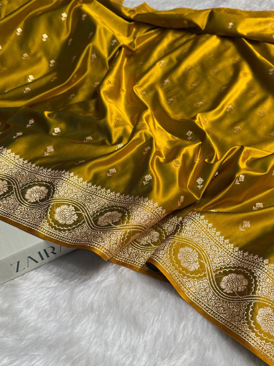Mehandi Booti Pattern Satin Katan Silk Saree SK54