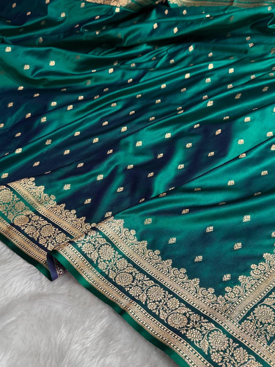 Peacock Green Booti Pattern Satin Katan Silk Saree SK51