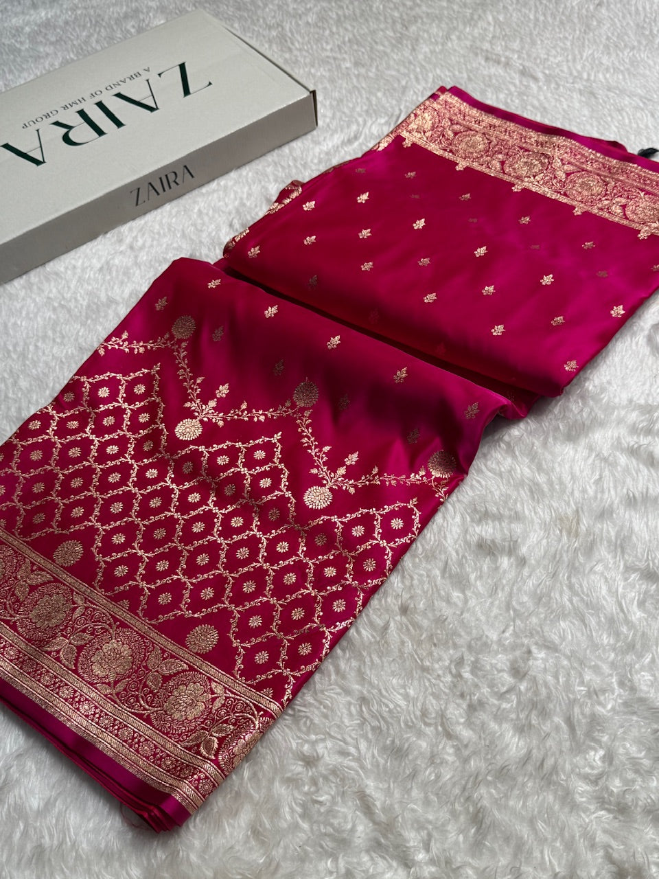 Maroon Banarasi Booti Katan Silk Saree