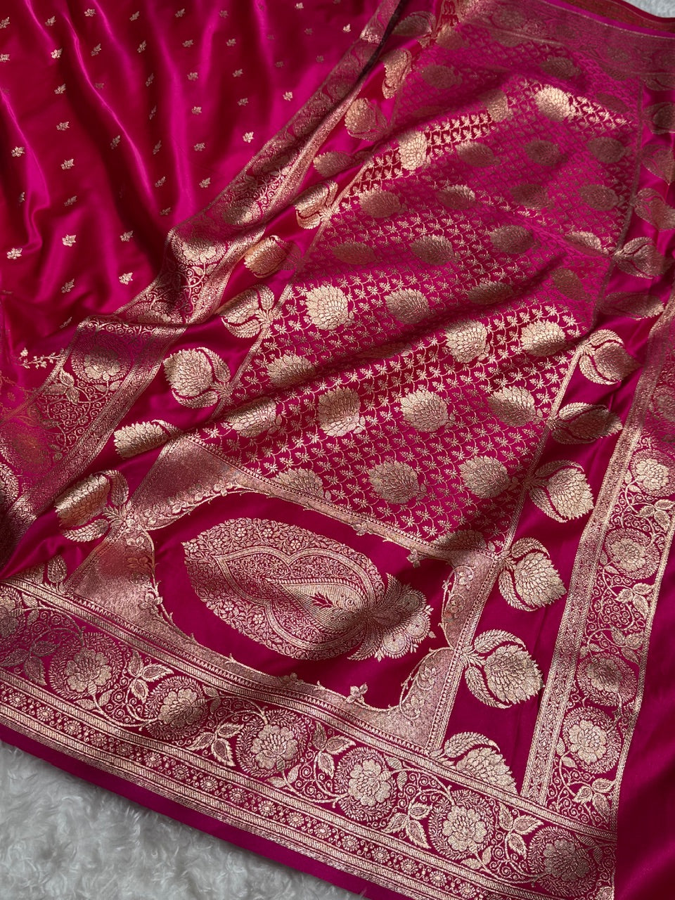 Maroon Banarasi Booti Katan Silk Saree