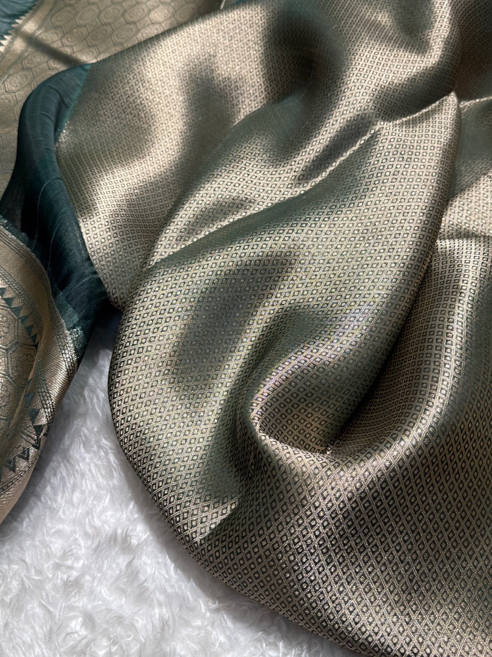 Pure Organza Bottle Green Banarasi Silk Saree