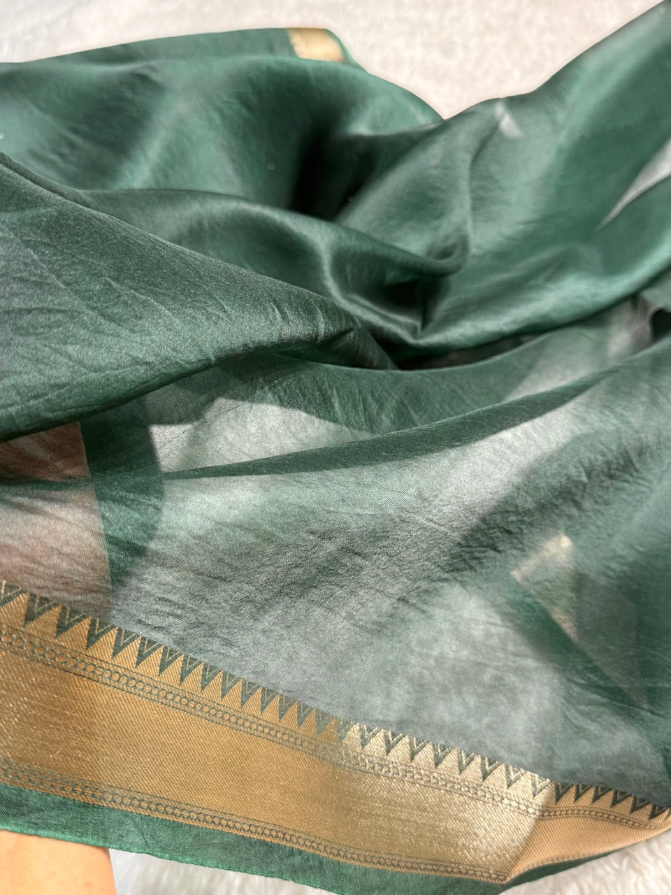 Pure Organza Bottle Green Banarasi Silk Saree