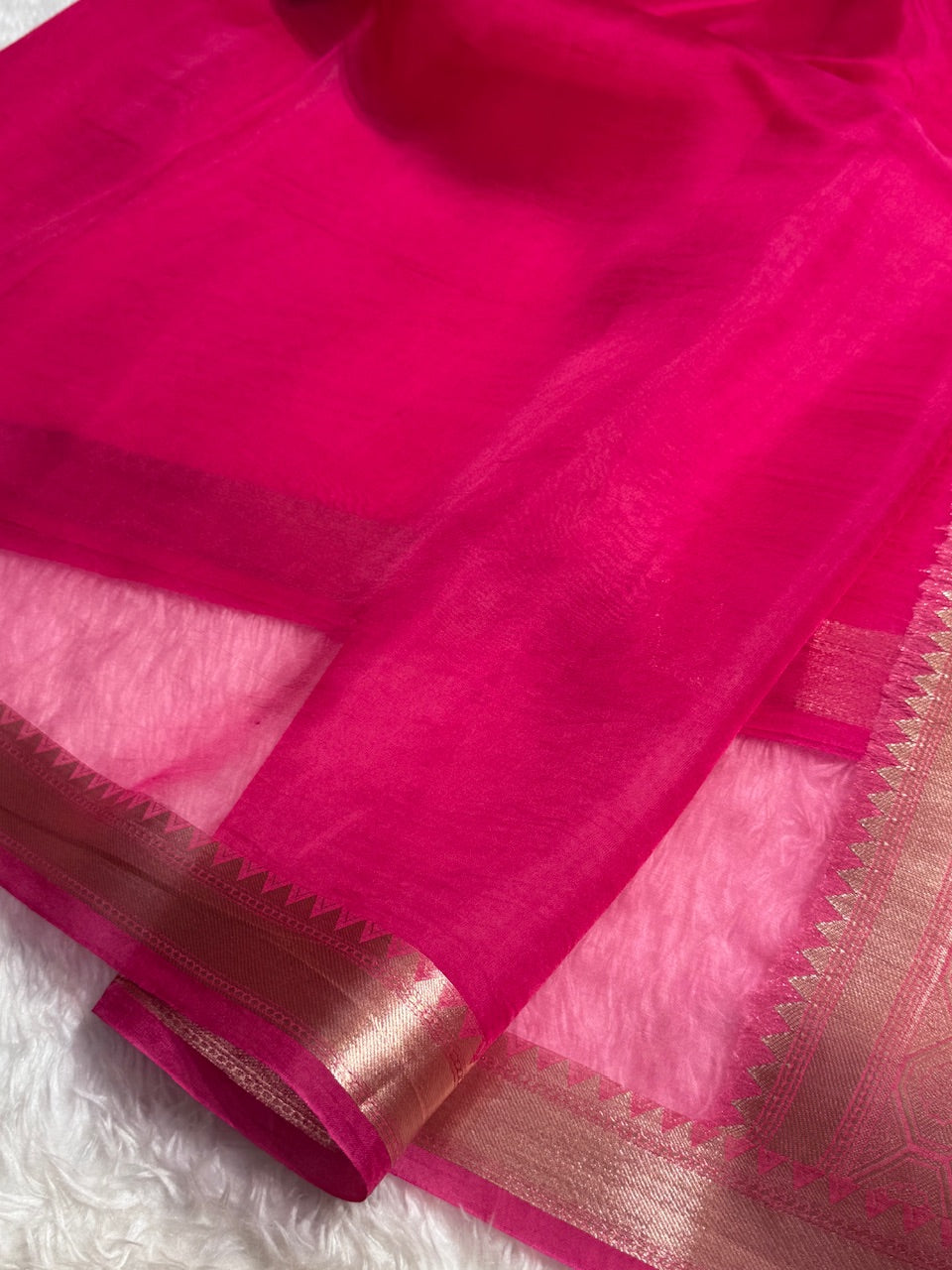 Pure Organza Dark Pink Banarasi Silk Saree