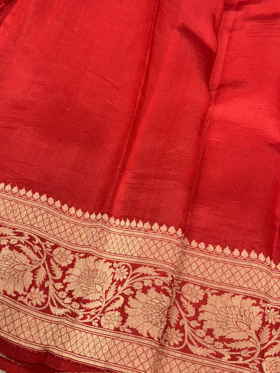 Red Shades Meena Boota Handwoven Raw Mango Silk RM-27