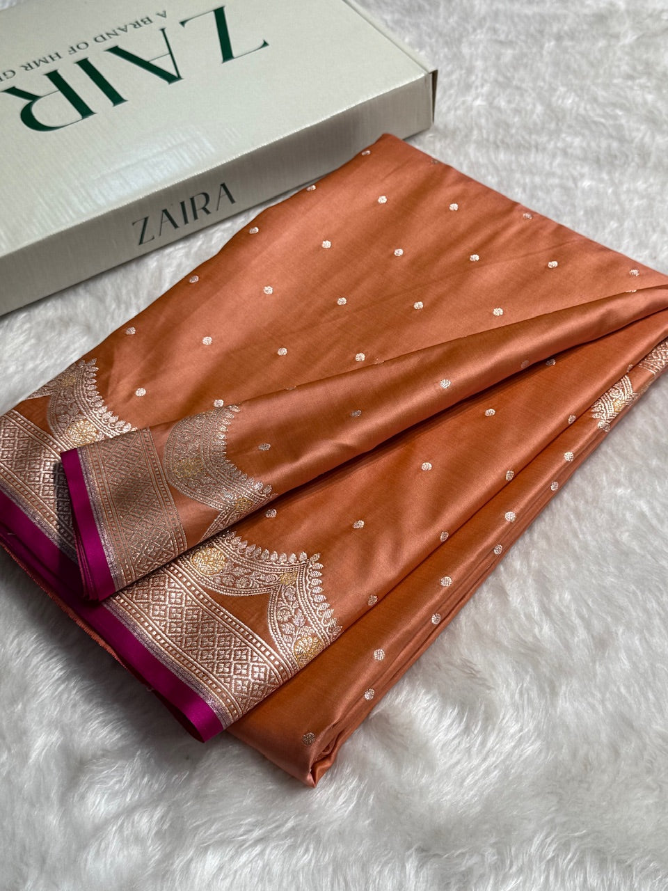 Kesar Shades Scallop Motif Booti Mashru Silk Saree