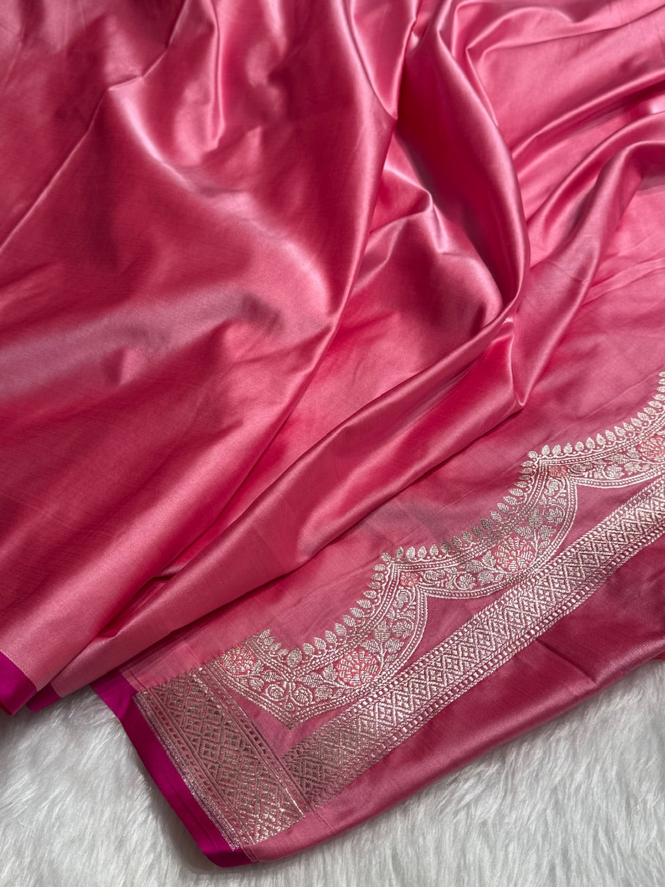 Baby Pink Shades Scallop Motif Booti Mashru Silk Saree