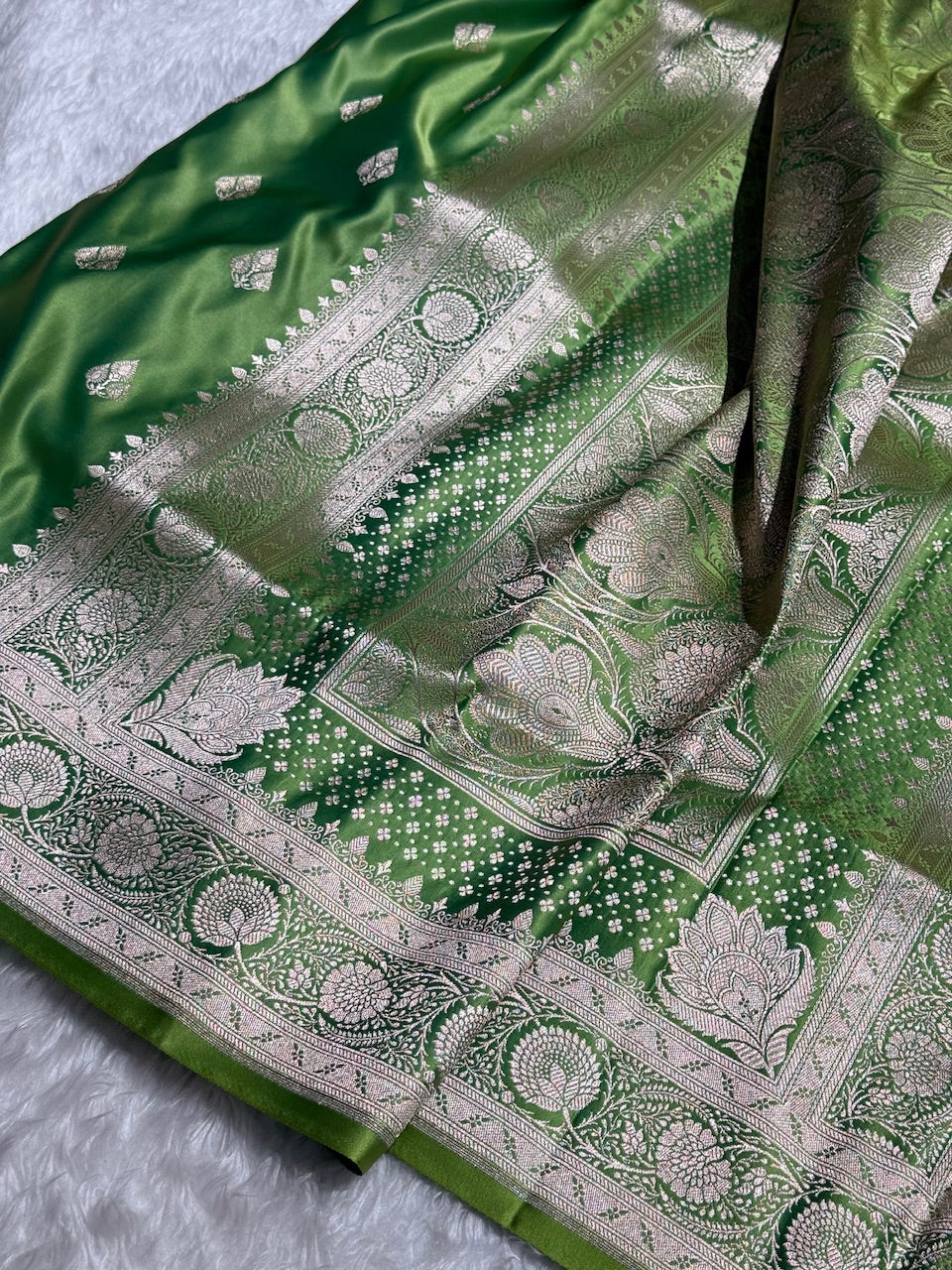 Forest Green Banarasi Booti Katan Silk Saree