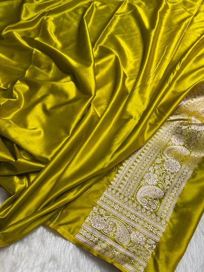 Liril Mehandi Green Shades Booti Mashru Silk Saree MCS64