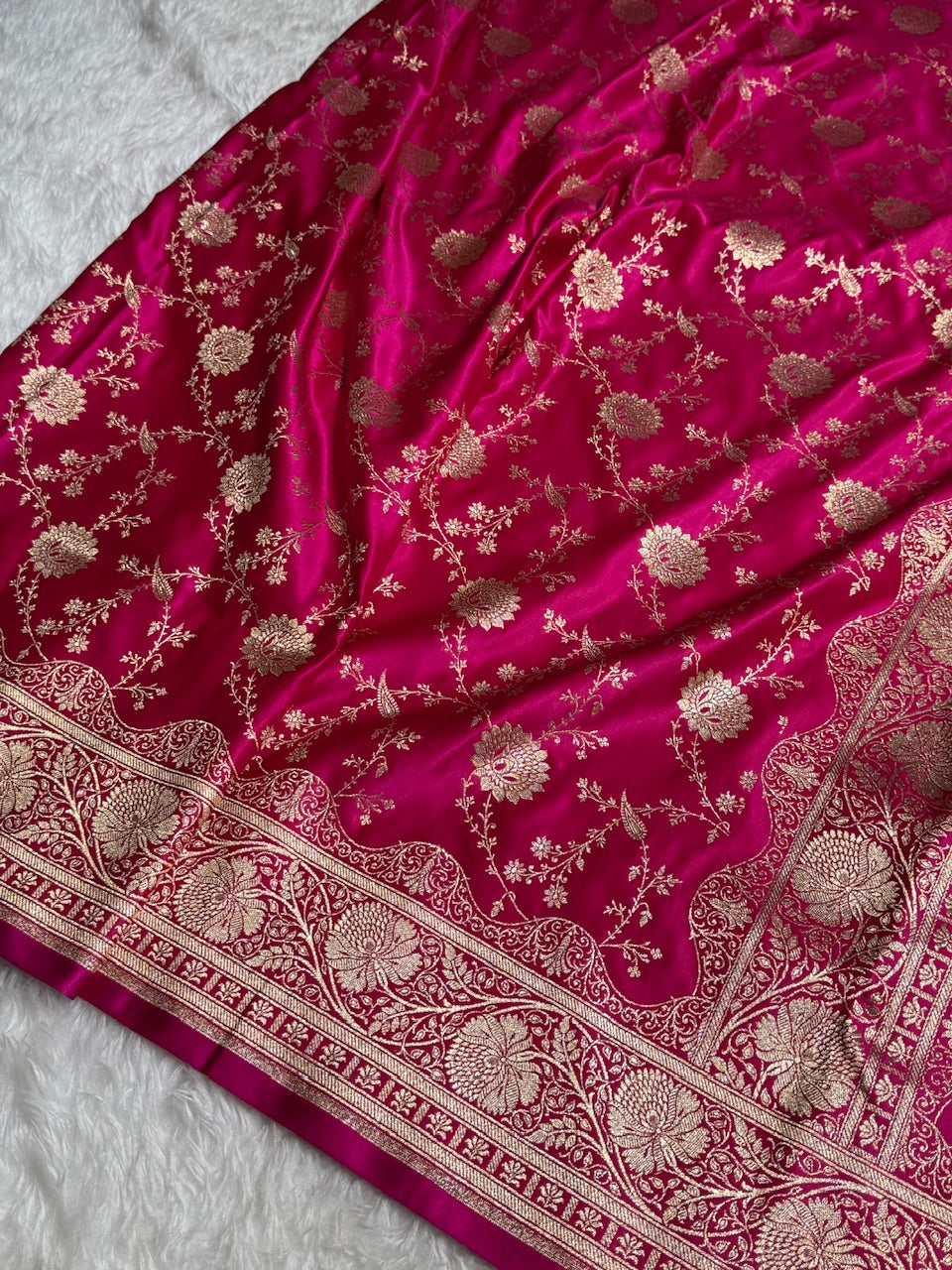 Redish Pink Banarasi Jaal Katan Silk Saree
