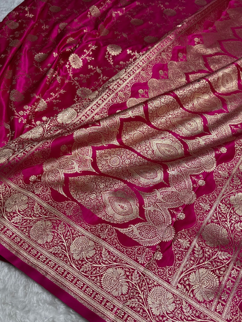 Redish Pink Banarasi Jaal Katan Silk Saree