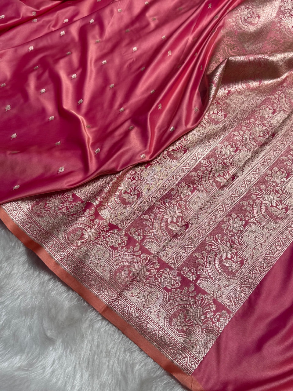 Baby Pink Shades Motif Booti Mashru Silk Saree