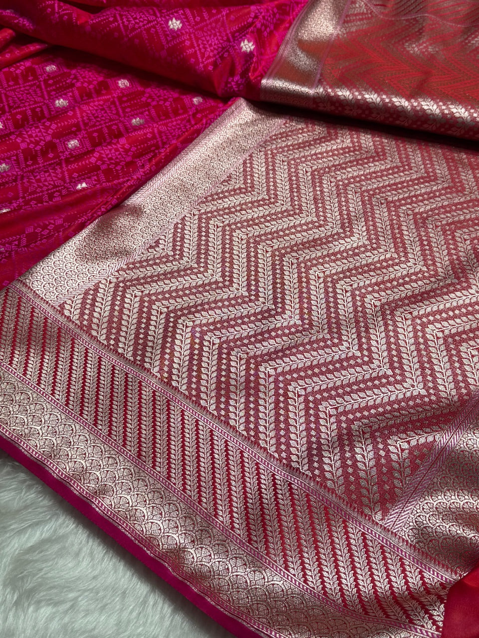 Rani Mashru Tanchoi Satin Silk Saree
