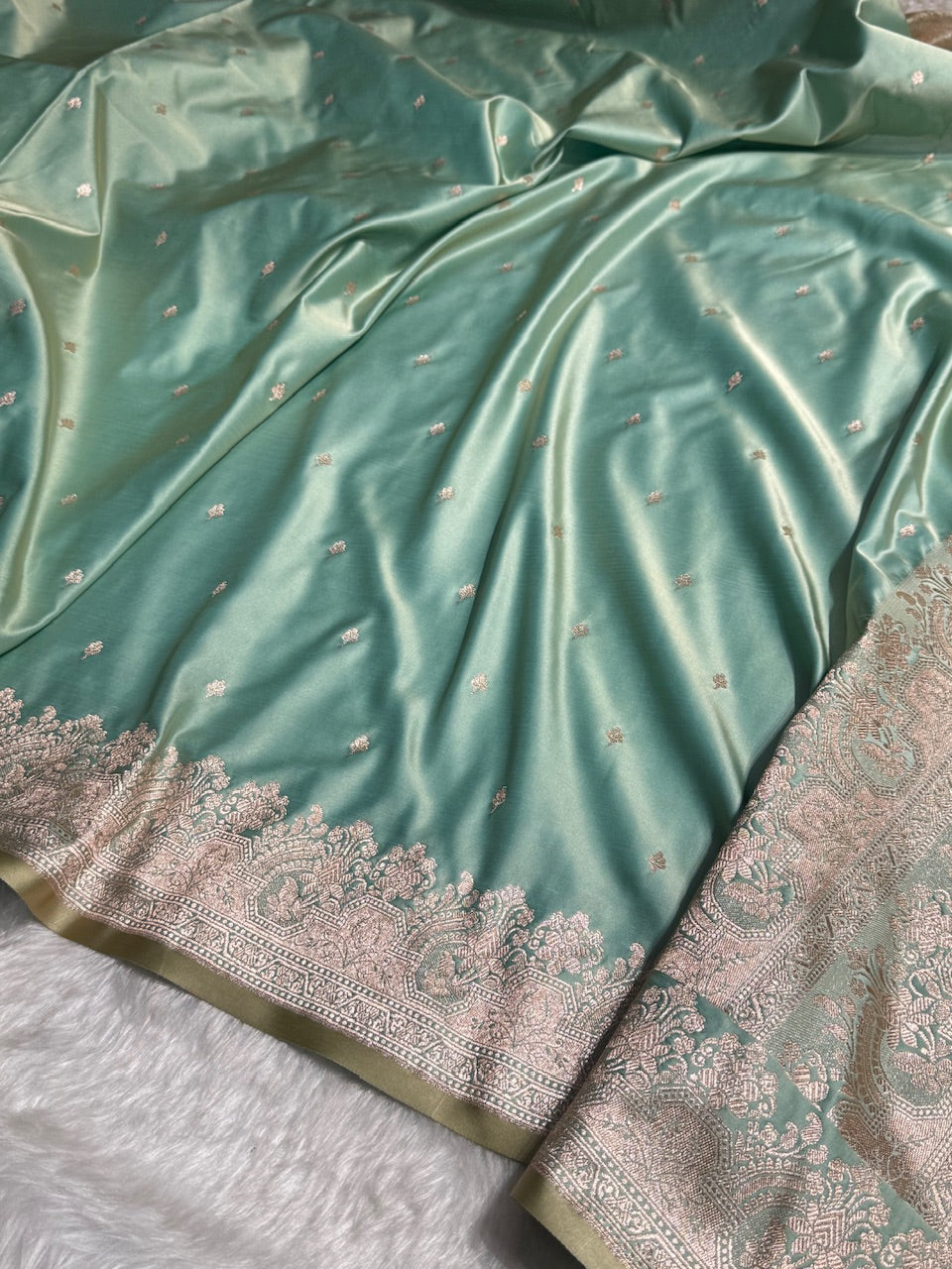 Sea Green Shades Motif Booti Mashru Silk Saree