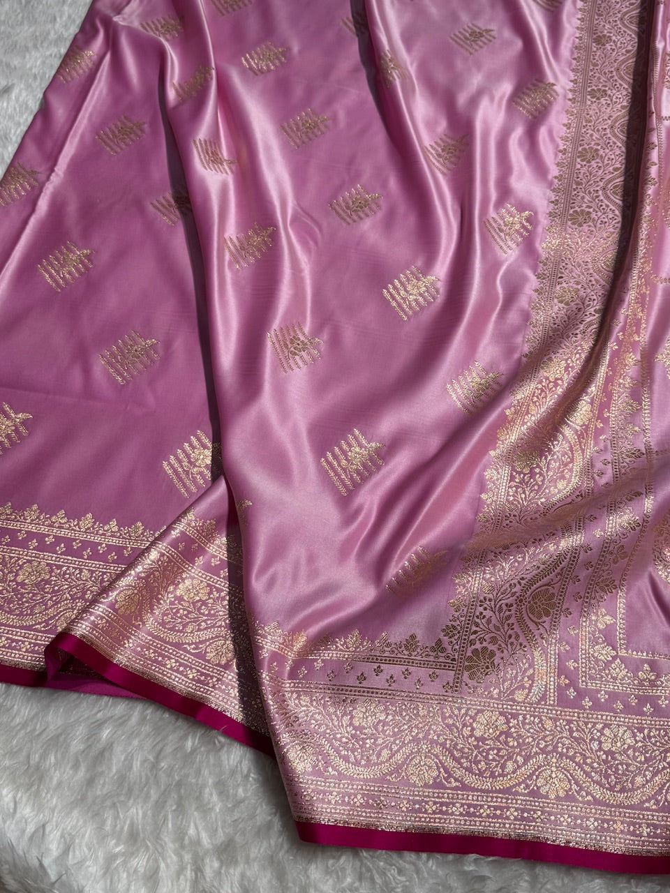 Light Lavender Banarasi Boota Katan Silk Saree