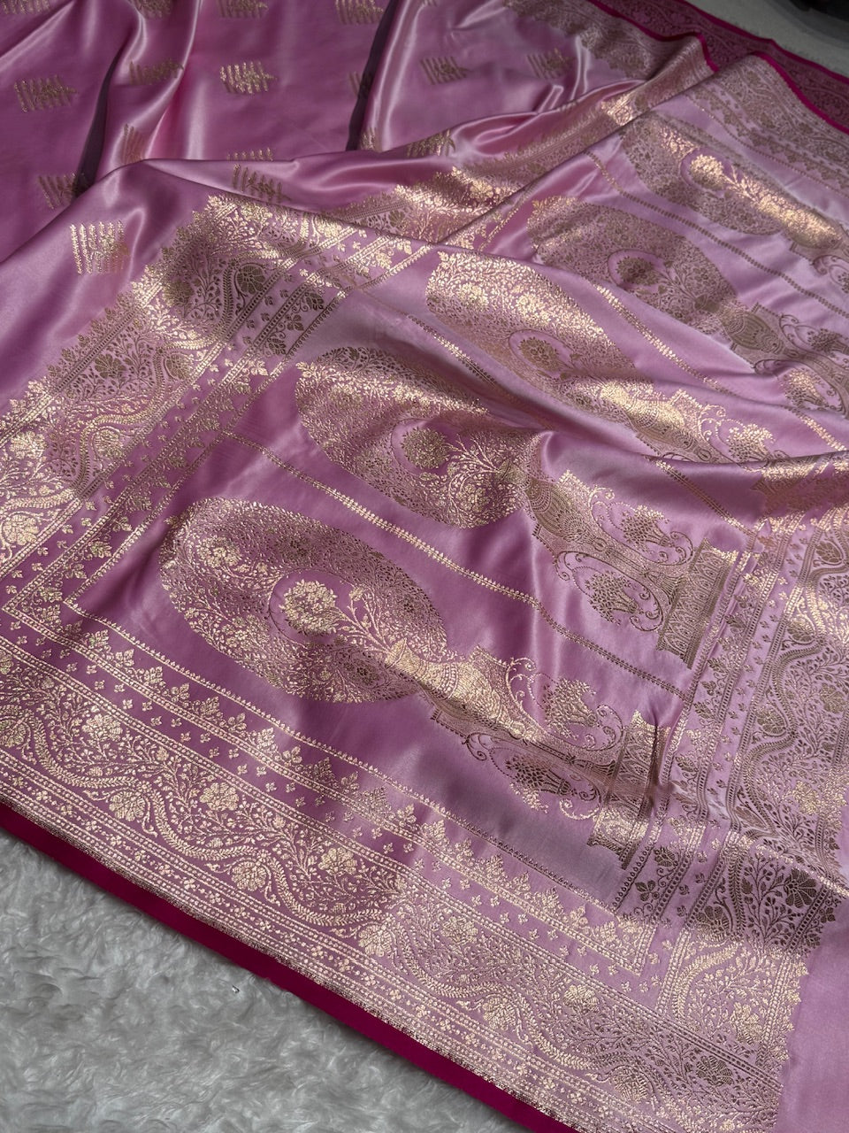 Light Lavender Banarasi Boota Katan Silk Saree