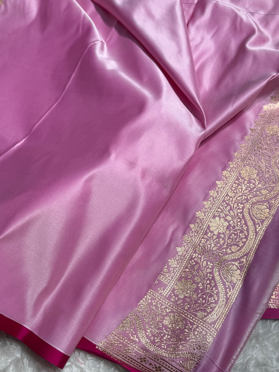Light Lavender Banarasi Boota Katan Silk Saree