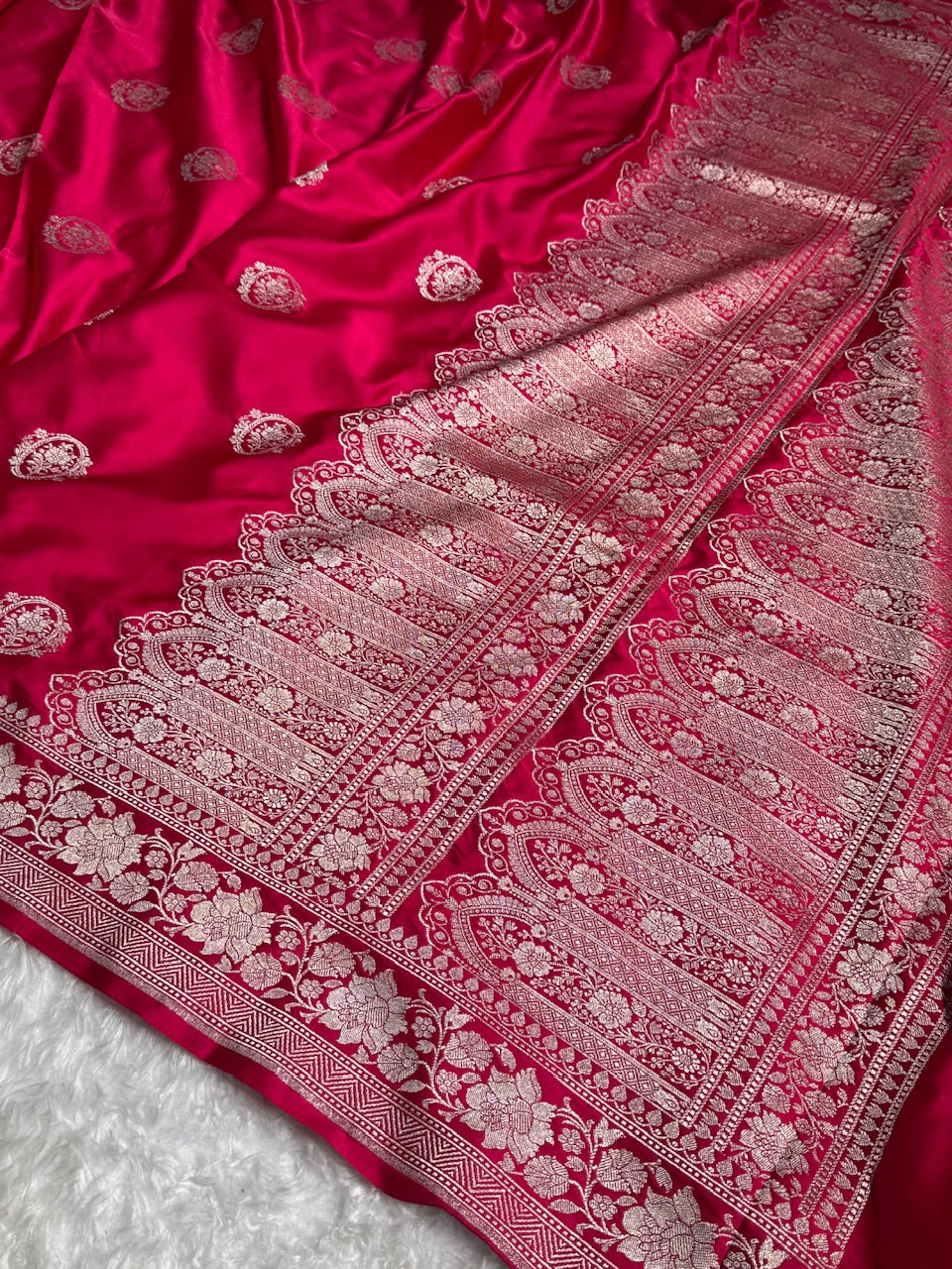 Ruby Pink Boota Mashru Silk Saree