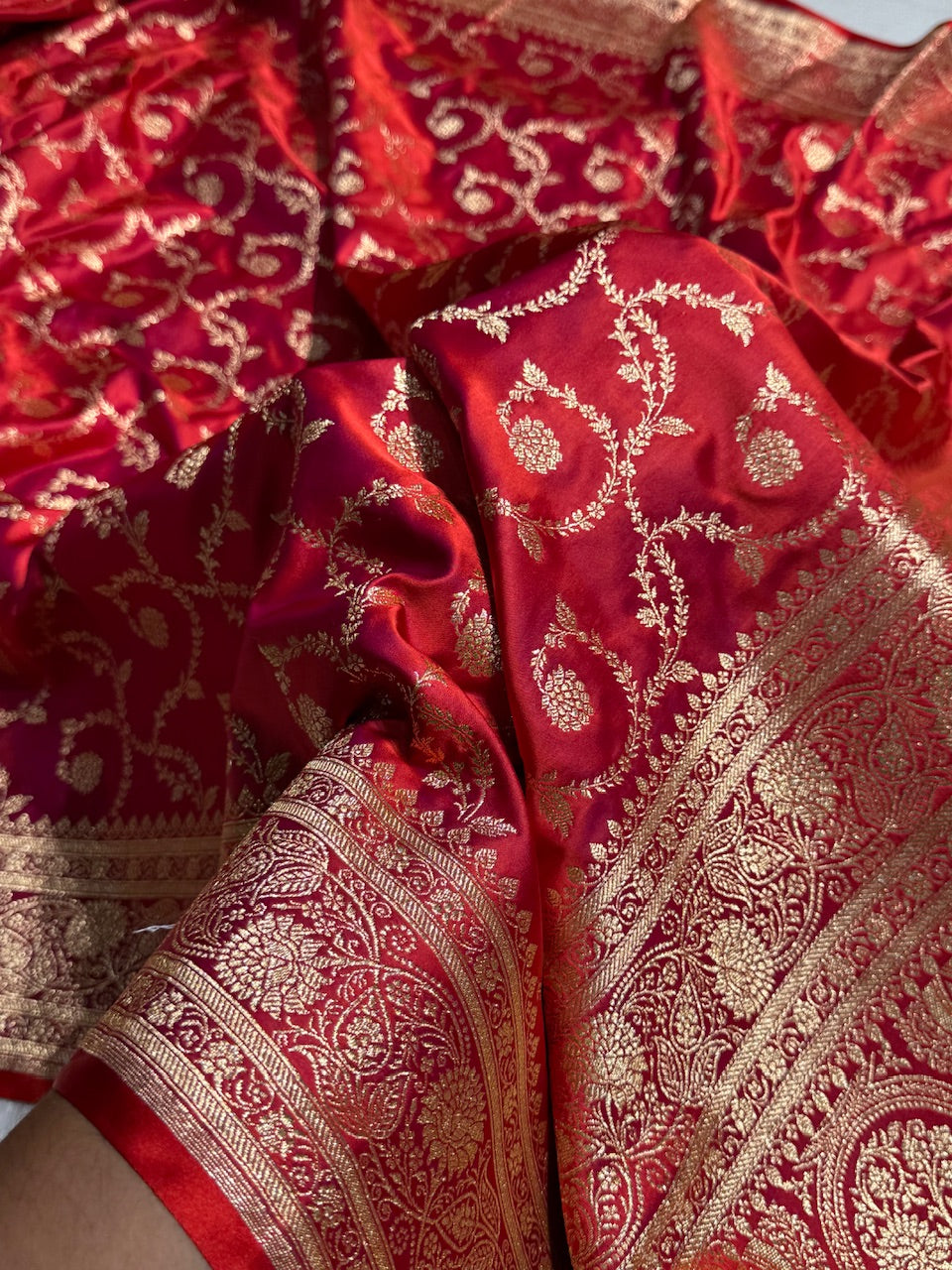 Magnetic Red Floral Jaal Pattern Satin Katan Silk saree SK55