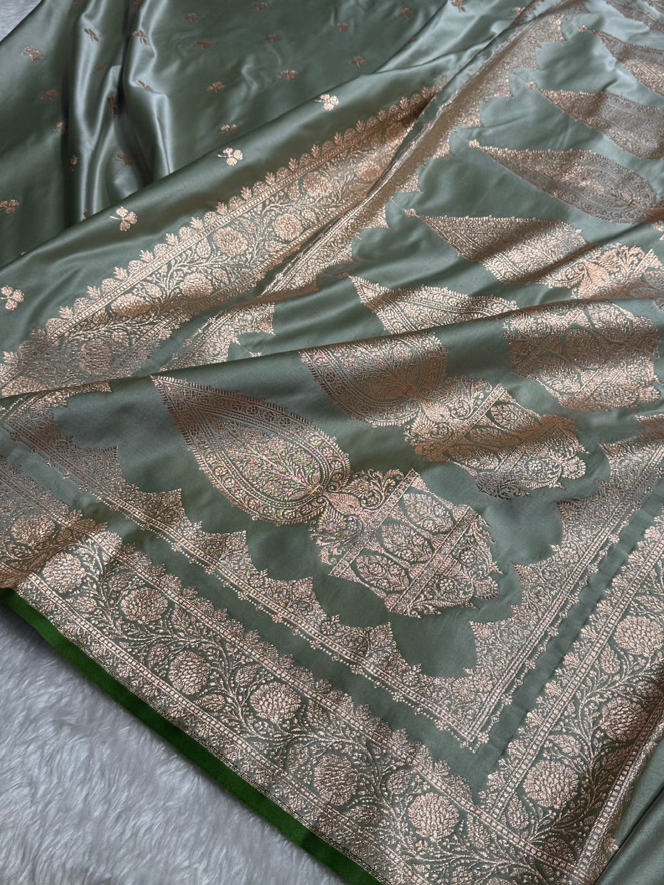 Pastel Mehandi Booti Katan Silk Saree