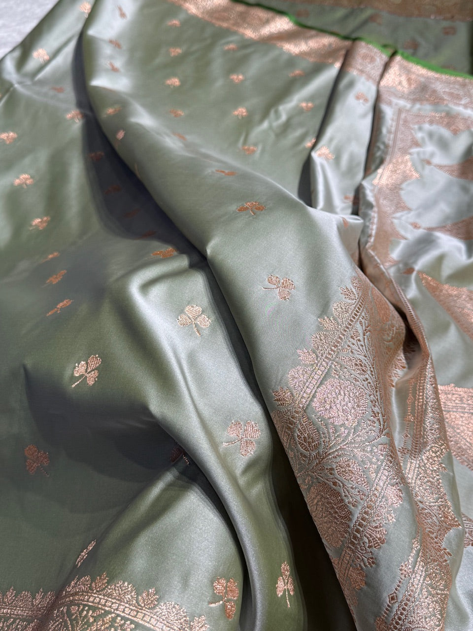 Pastel Mehandi Booti Katan Silk Saree