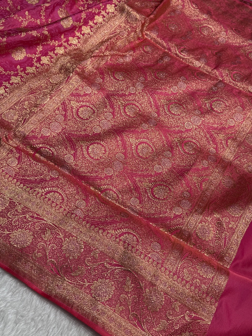 Baby Pink Tanchoi Katan Jaal Silk Saree SKTM05