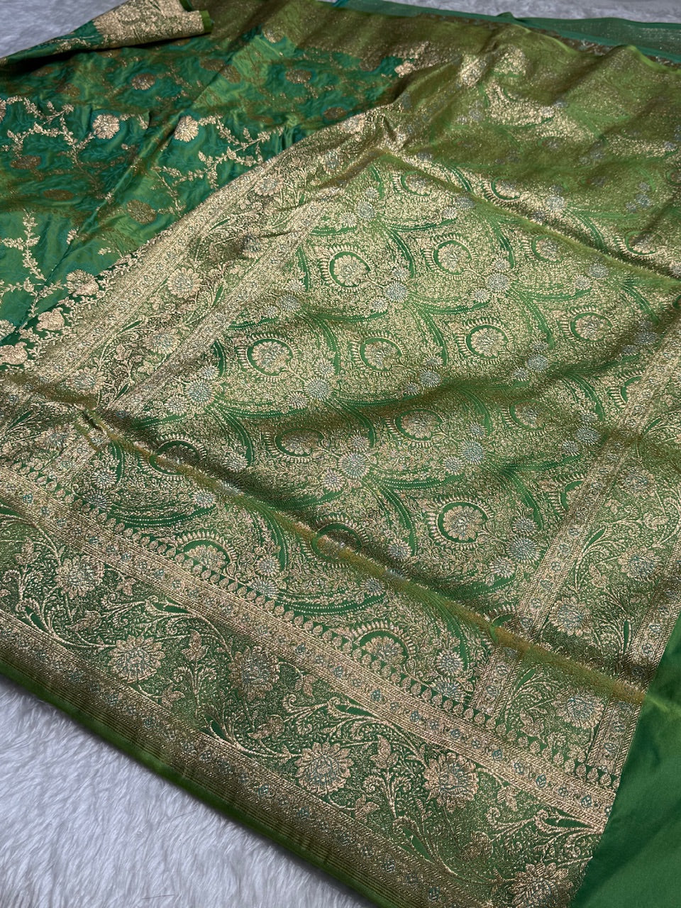 Liril Green Tanchoi Katan Jaal Silk Saree SKTM05
