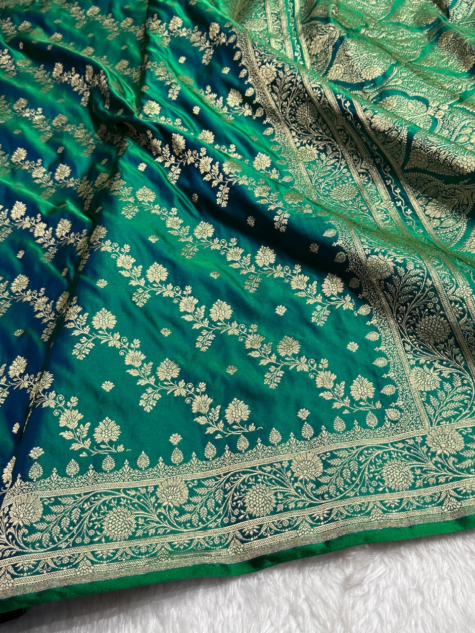 Bottle Green Cross & Booti Banarasi Katan Silk Saree