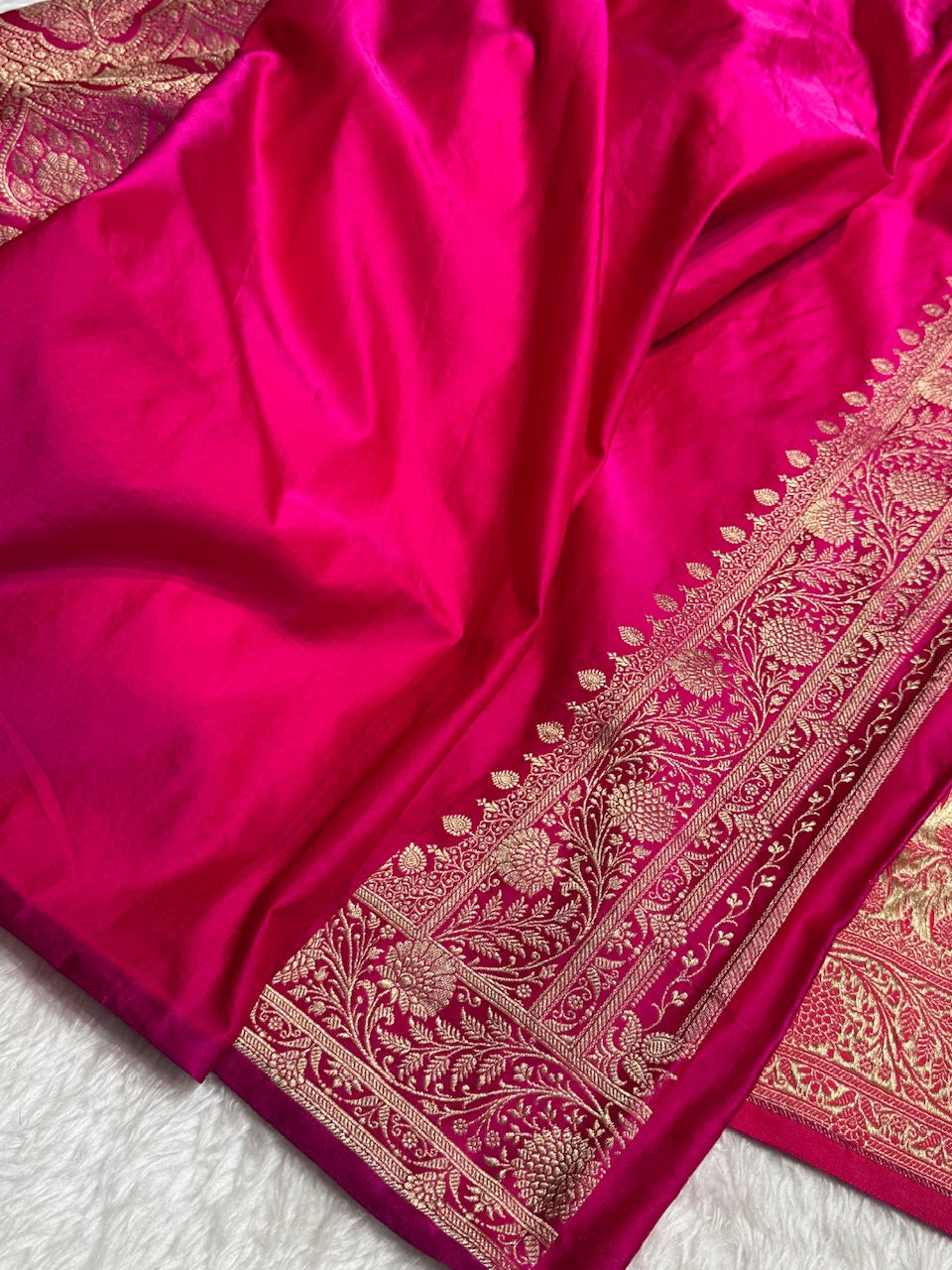 Rani Banarasi Jaal Katan Silk Saree