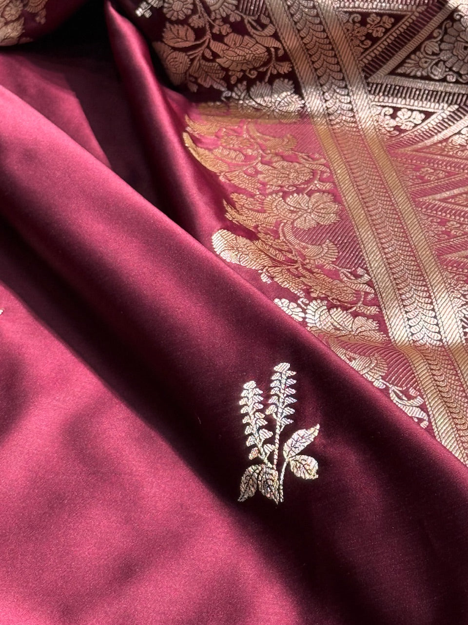 Dark Wine Floral Boota Mashru Silk Saree