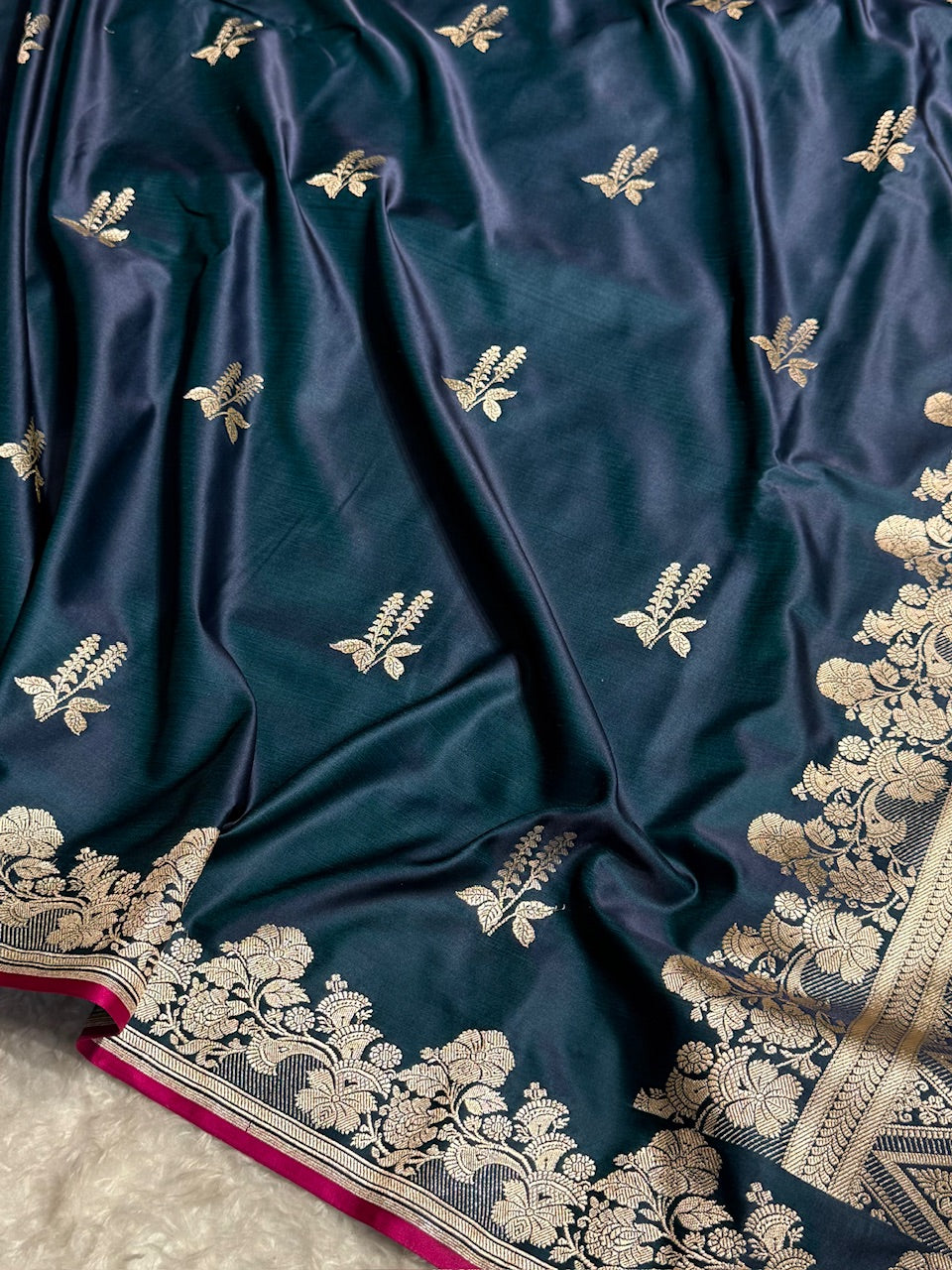 Nile Blue Floral Boota Mashru Silk Saree
