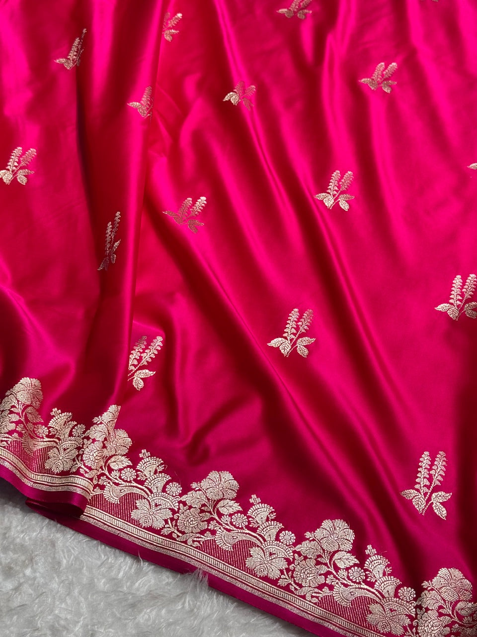 Rani Floral Boota Mashru Silk Saree