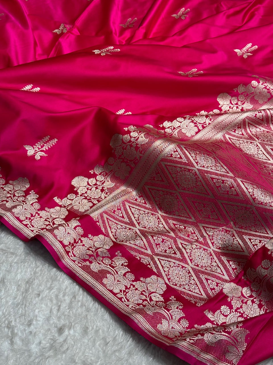Rani Floral Boota Mashru Silk Saree