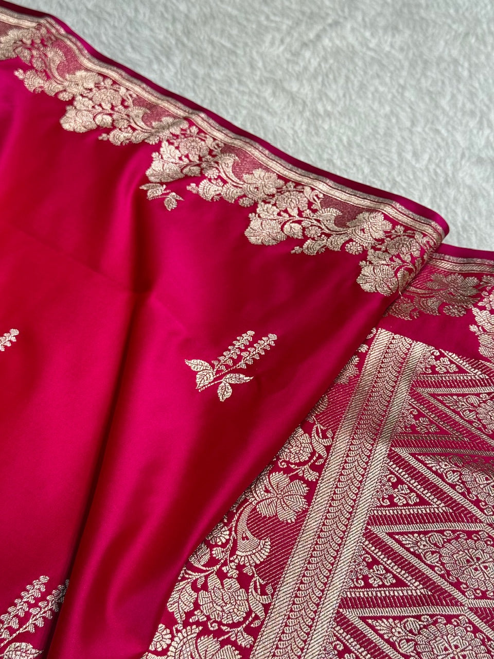 Rani Floral Boota Mashru Silk Saree