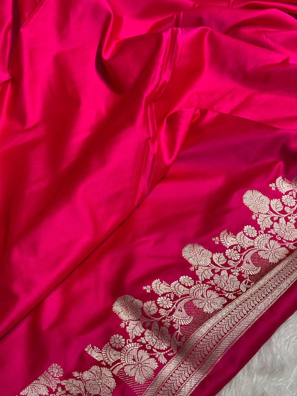 Rani Floral Boota Mashru Silk Saree