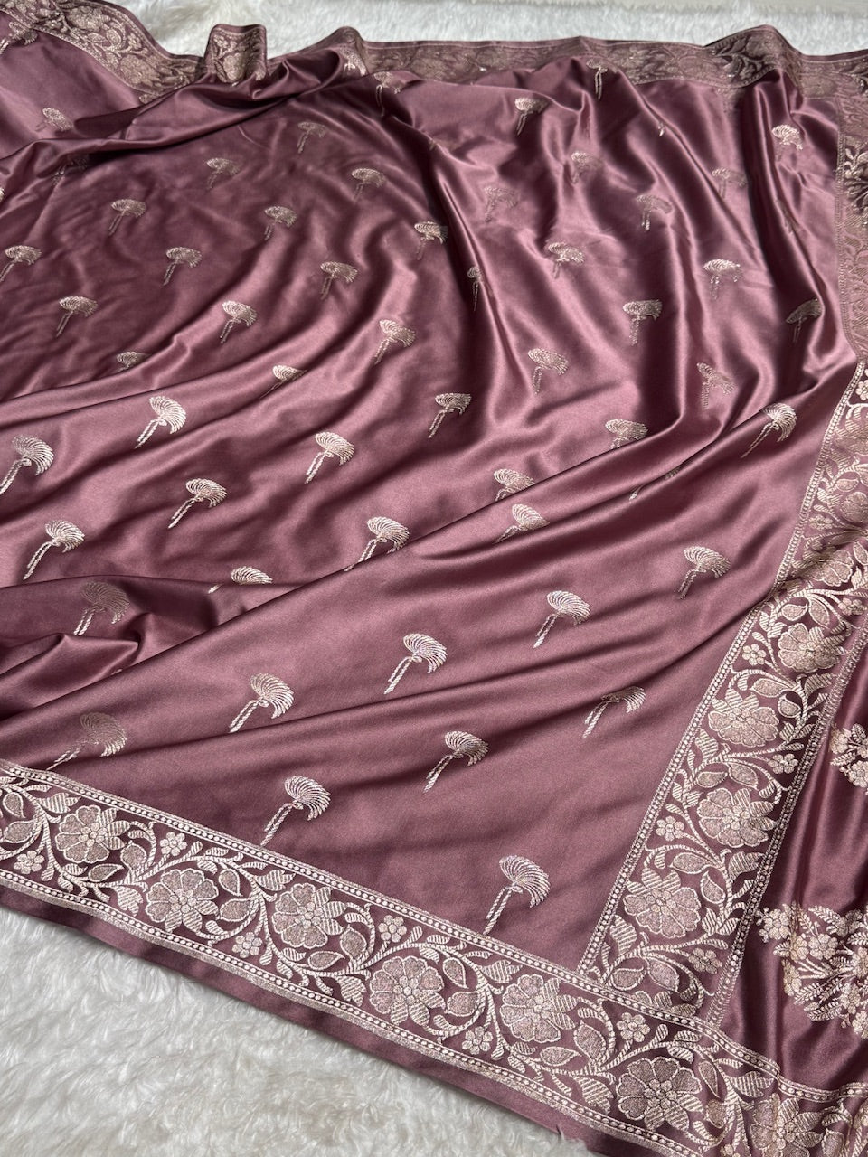 Mauve Floral Booti Mashru Silk Saree