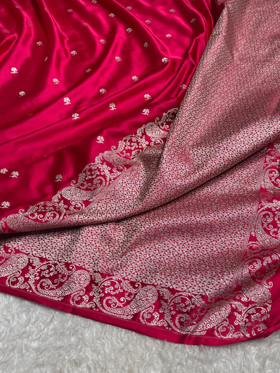 Kairi Border Rani Mashru Silk Saree