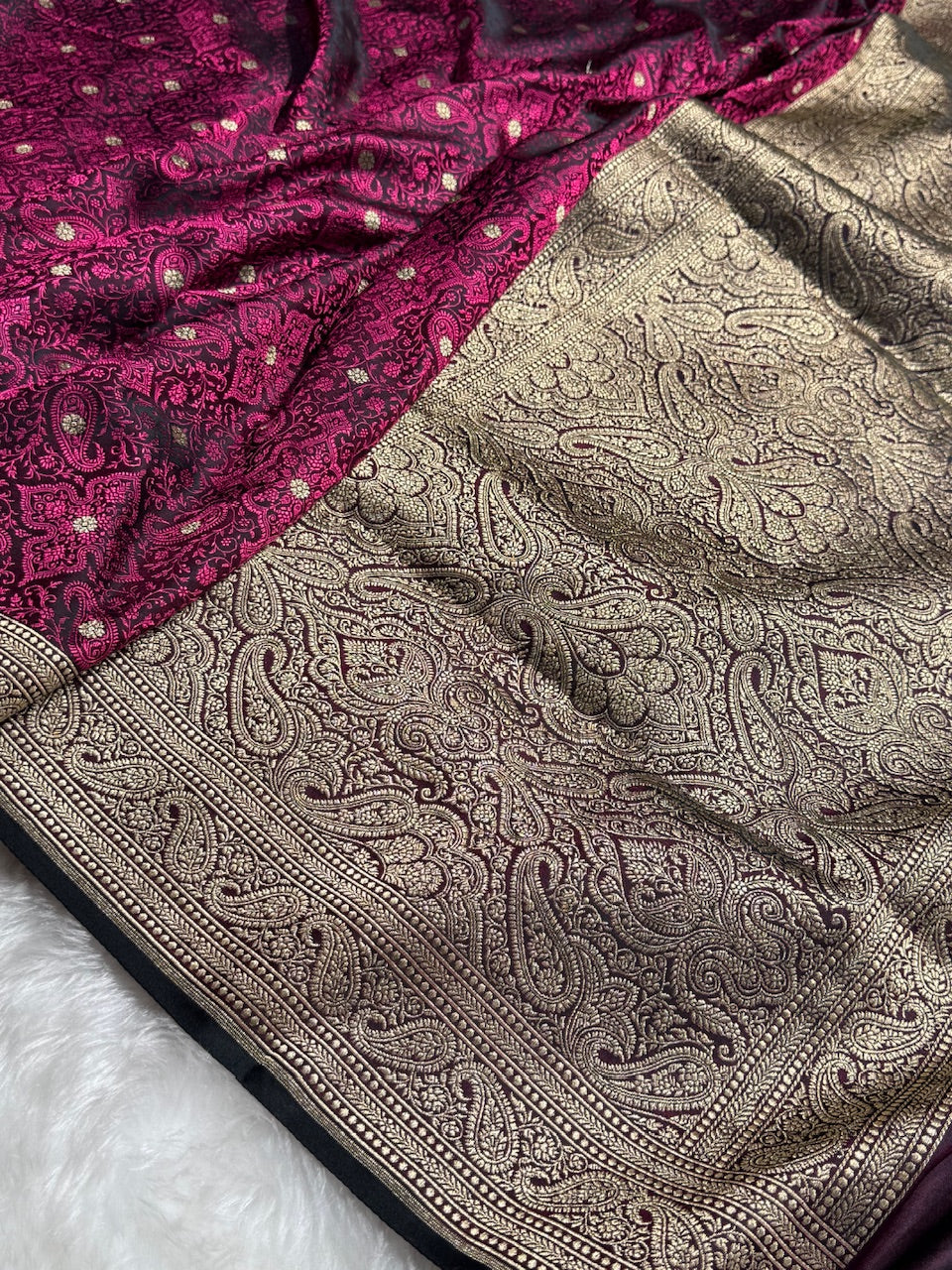 Wine Tanchoi Booti Katan Silk Saree SKTM-08