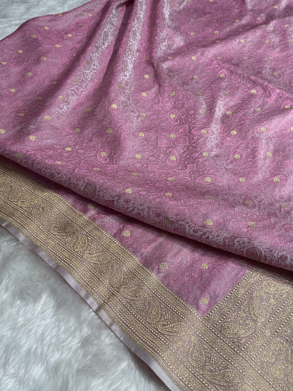 Lavender Tanchoi Booti Katan Silk Saree SKTM-08