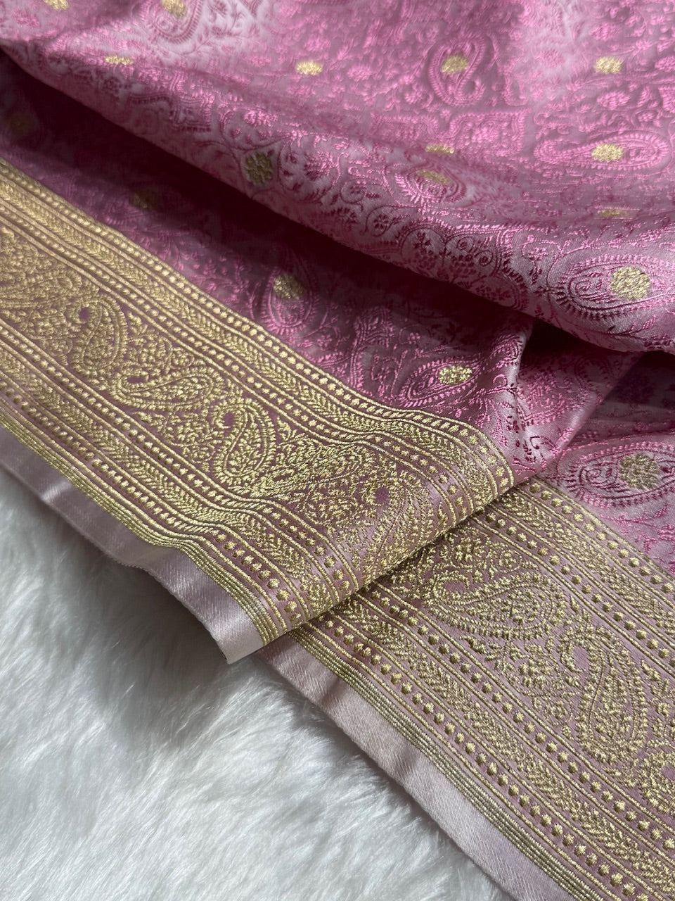 Lavender Tanchoi Booti Katan Silk Saree SKTM-08