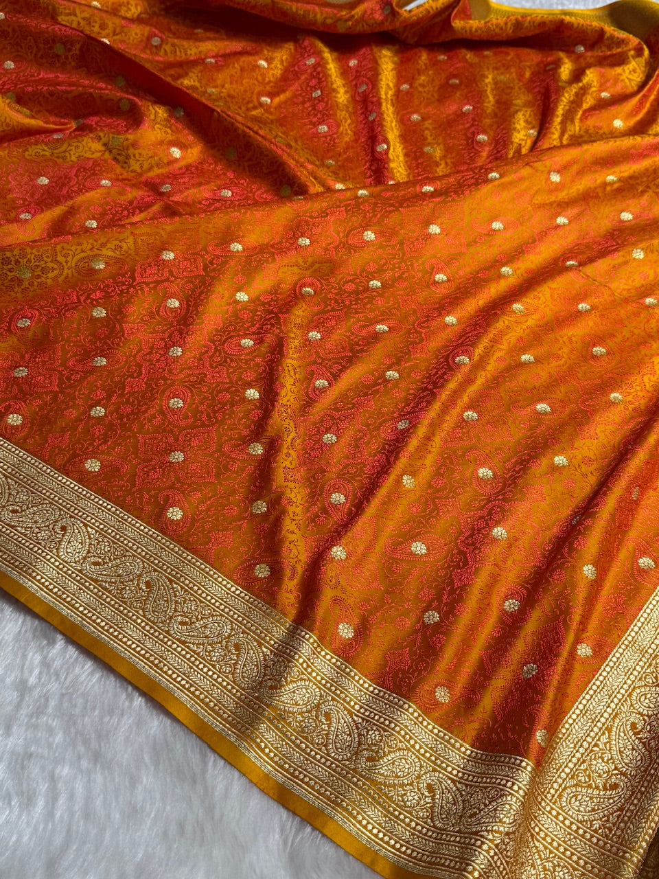 Gold Tanchoi Booti Katan Silk Saree SKTM-08