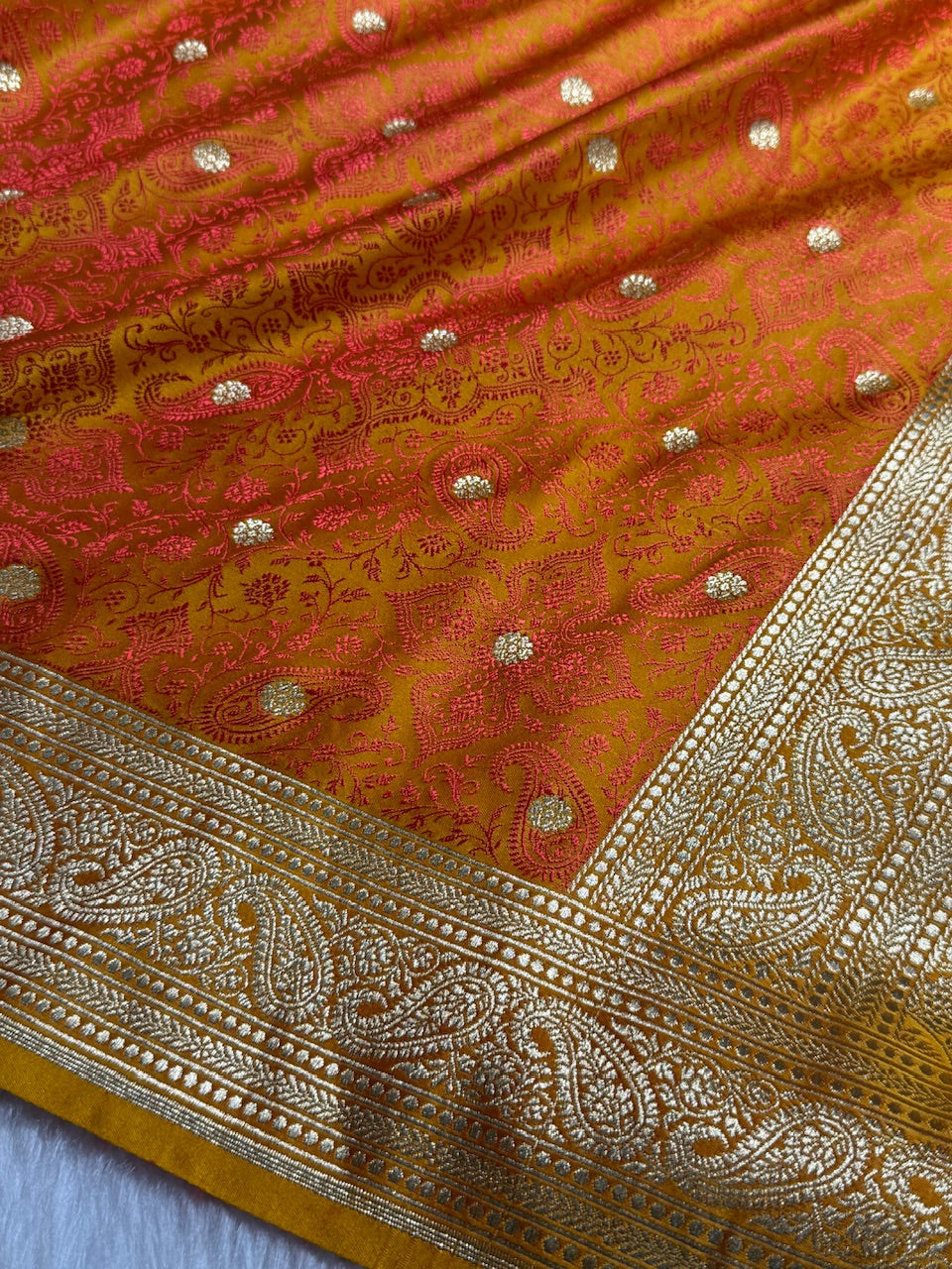 Gold Tanchoi Booti Katan Silk Saree SKTM-08
