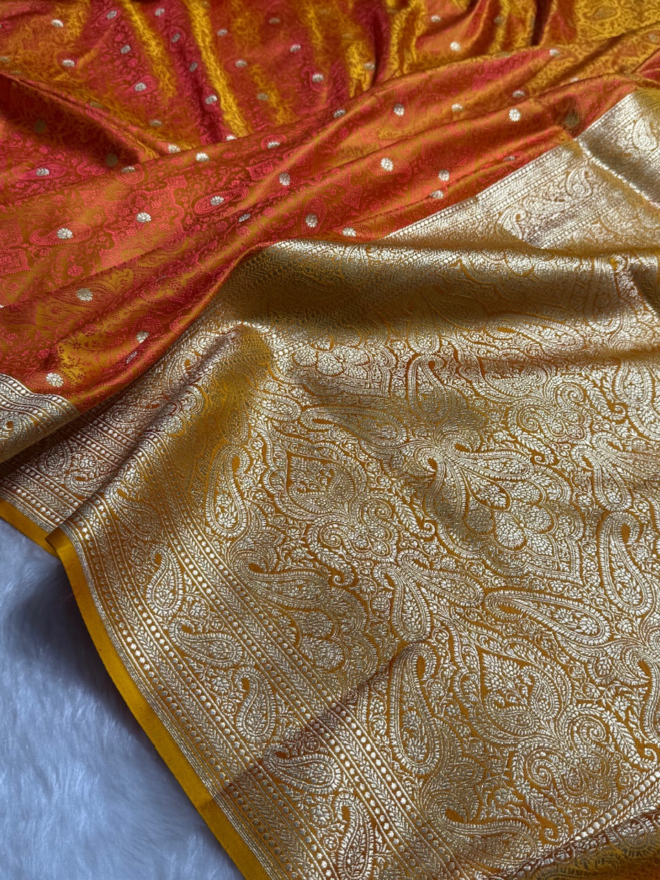 Gold Tanchoi Booti Katan Silk Saree SKTM-08