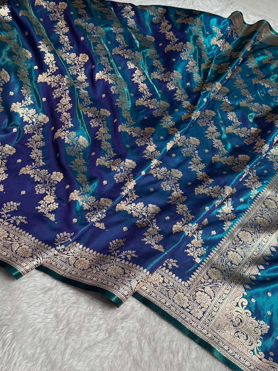 Satin Silk Saree Banarasi Cross with booti In Peacock Shades SS22