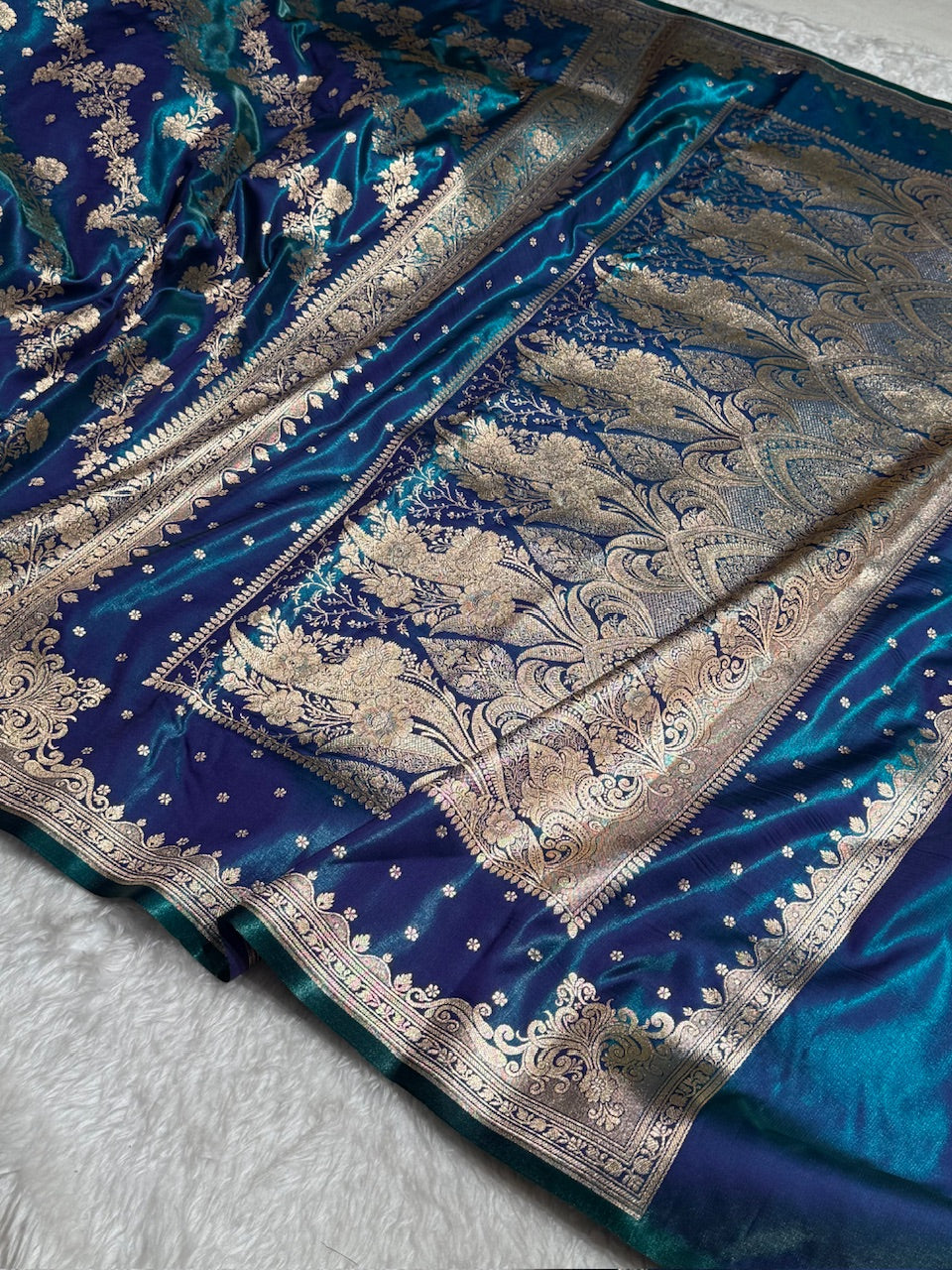 Satin Silk Saree Banarasi Cross with booti In Peacock Shades SS22