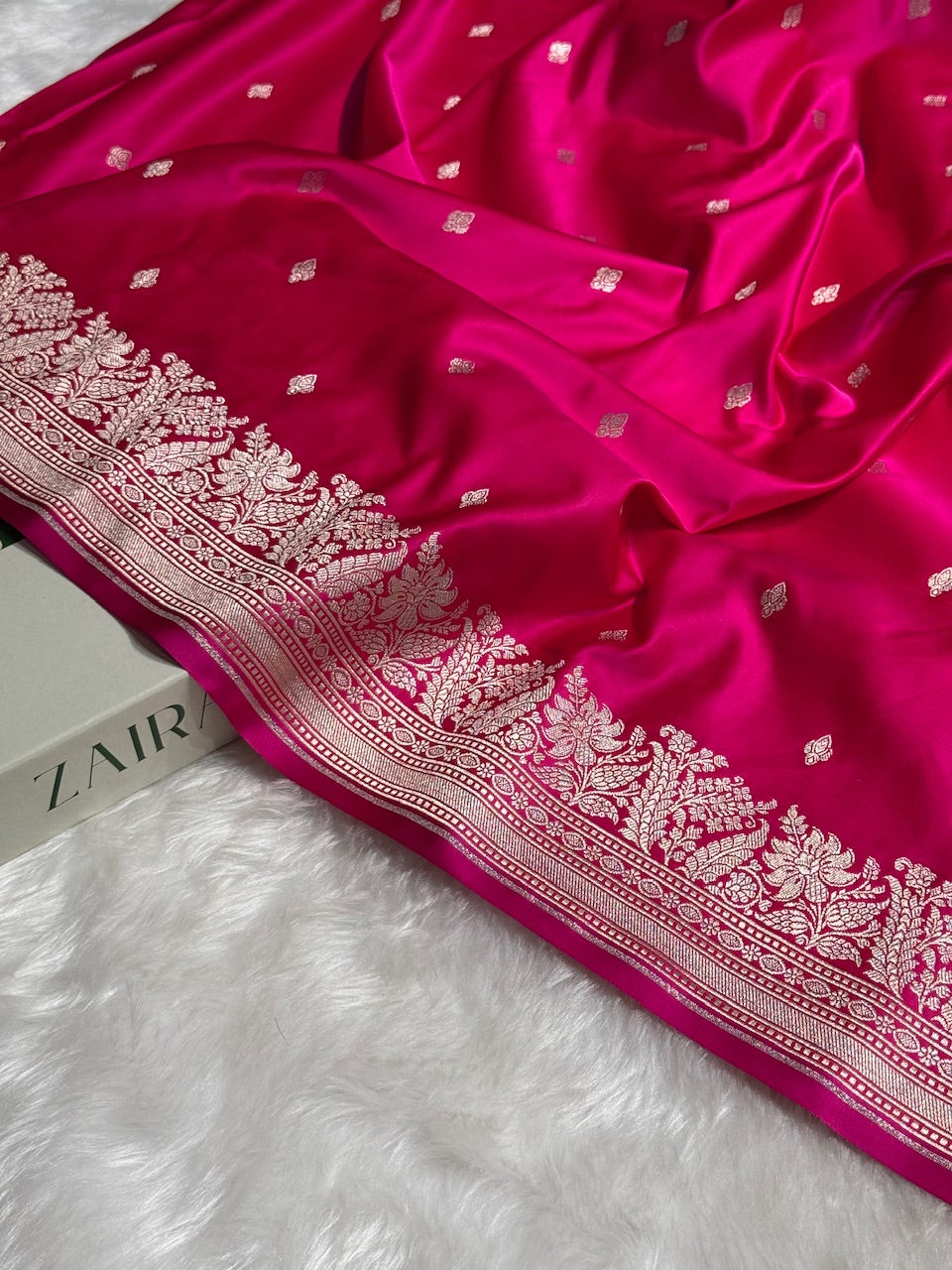 Rani Shades Motif Booti Mashru Silk Saree
